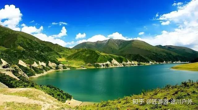 青海蓝，风中的纯净之约🌬️💙